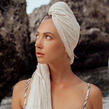 Load image into Gallery viewer, Blanco Hand-loomed Raw Cotton Scarf